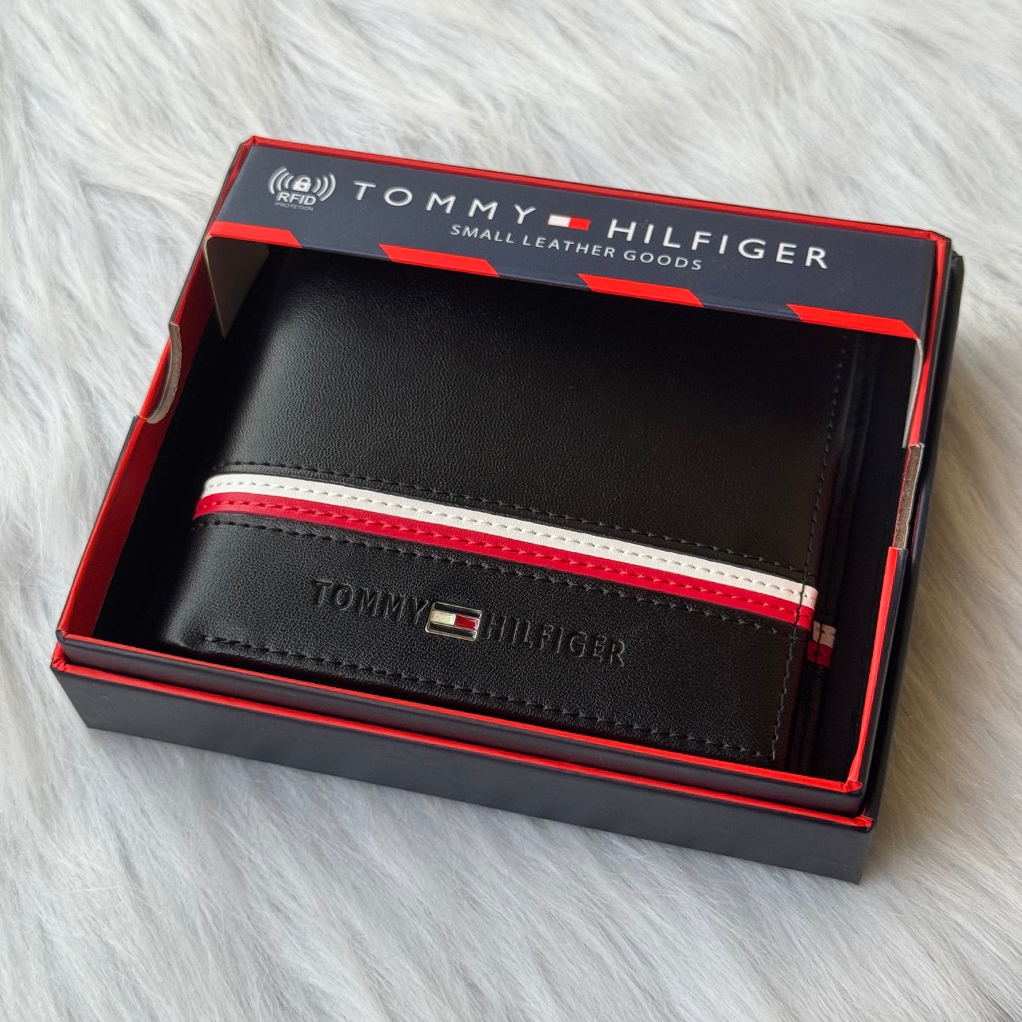 Tommy Hilfiger Wallet |Black|