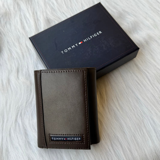 Tommy Hilfiger Trifold Wallet |Brown|