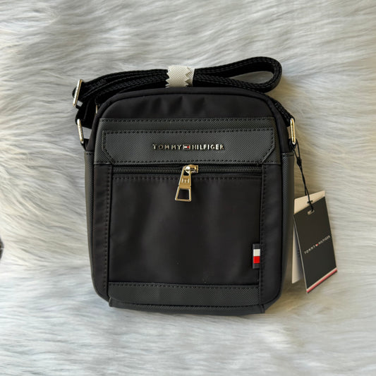 Tommy Hilfiger Crossbody Bag |Black|