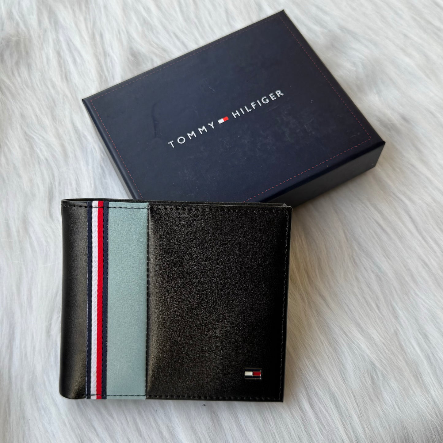 Tommy Hilfiger Wallet |Black|