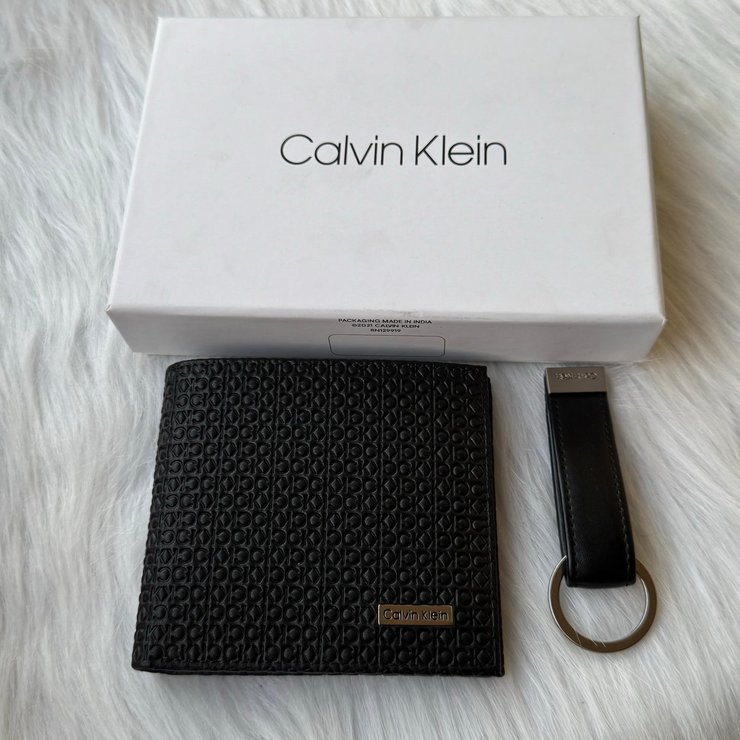 Calvin Klein Set Wallet & Medal |Black|