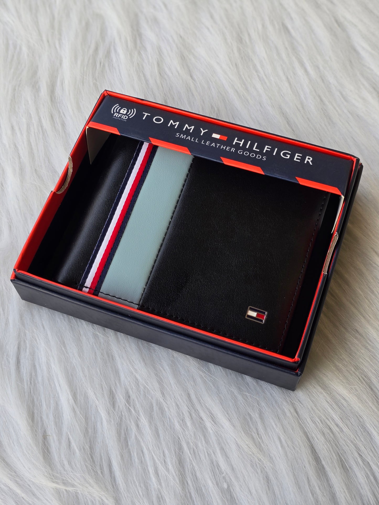 Tommy Hilfiger Wallet |Black|