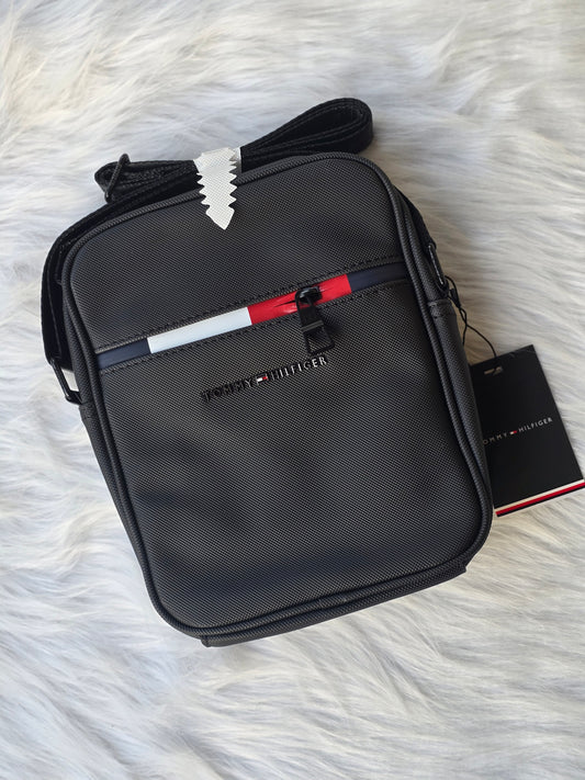 Tommy Hilfiger Crossbody Bag |Black|